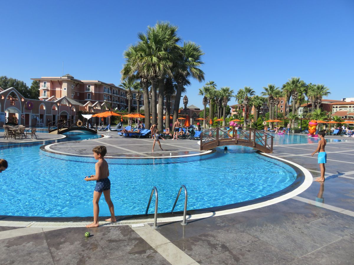 imagini hotel MEGASARAY 2021